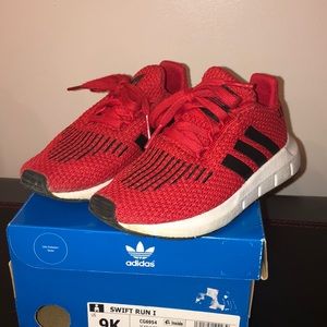 Adidas Swift Run toddler size 9